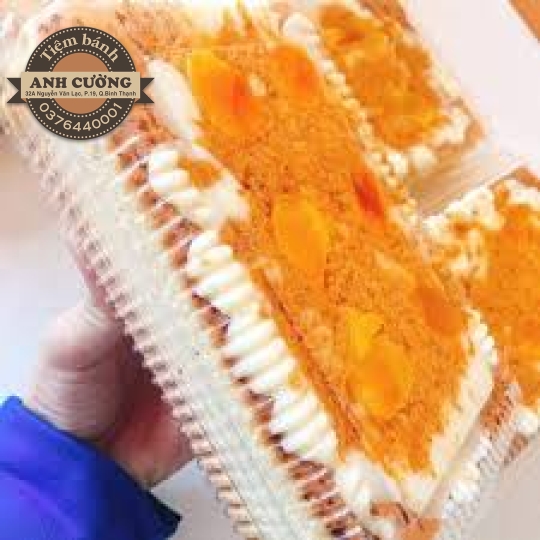 Hộp bông lan trứng muối sốt phô mai